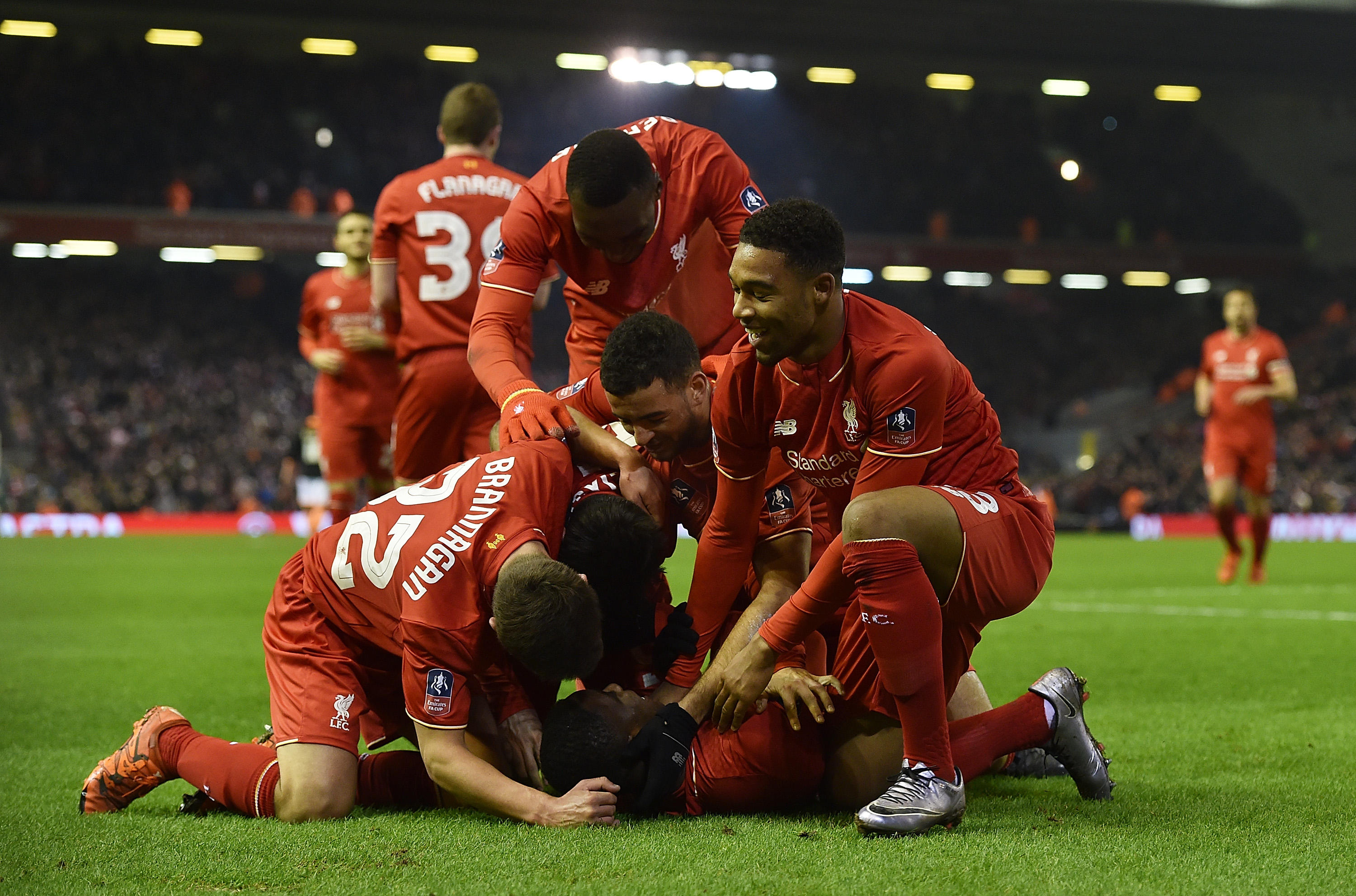 阿森纳达成双重转会协议，阿尔特塔阻止了5000万英镑球星的离队。