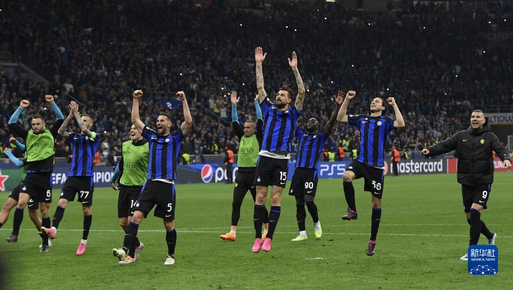 里程碑！戈麦斯迎来红军生涯第250次出场（戈麦斯达成红军生涯250场里程碑）