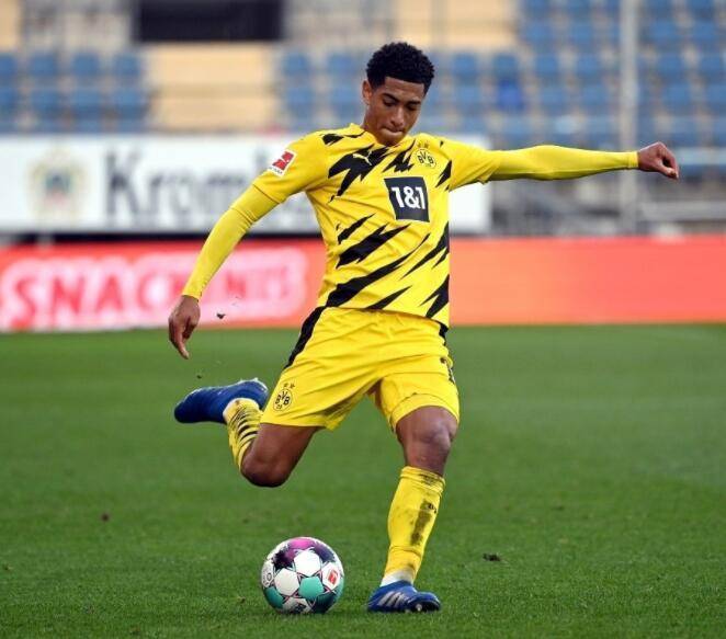 全队打得太齐心，根本挡不住