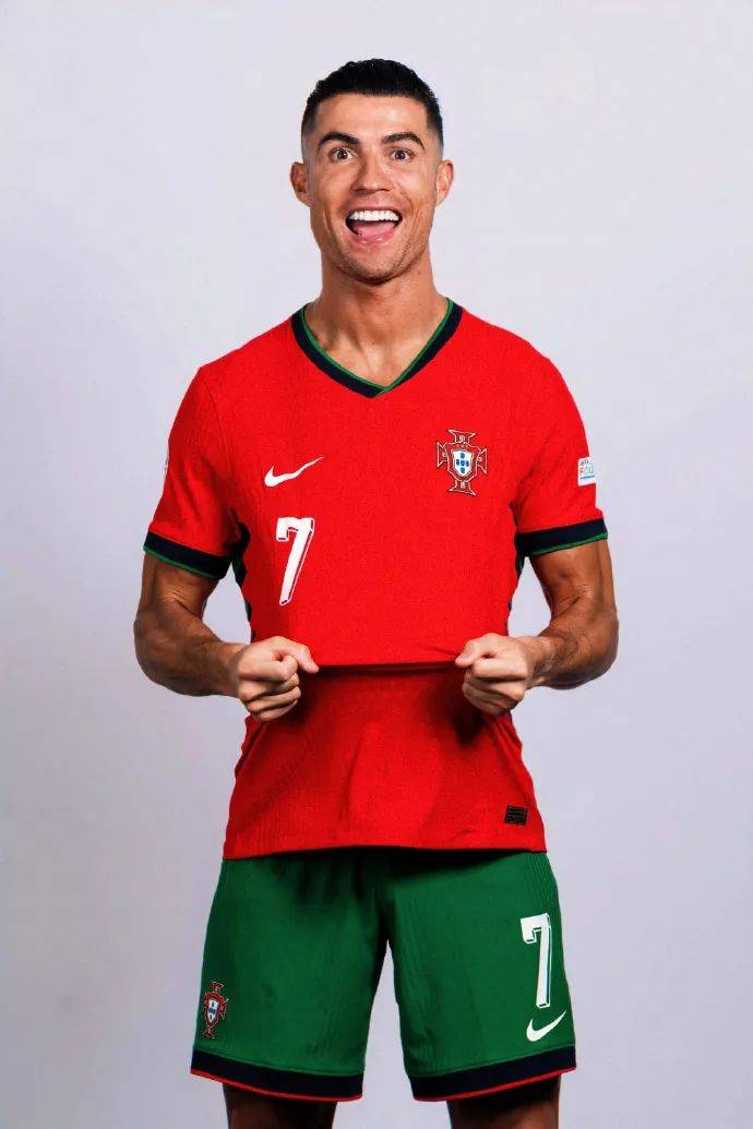 恰20本赛季意甲4次远射破门，五大联赛与姆巴佩并列第一