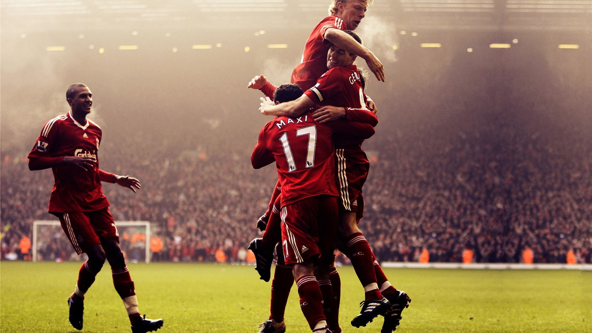 圆梦，在山顶解说解放者杯的男孩获邀与专业解说一起解说秘鲁甲