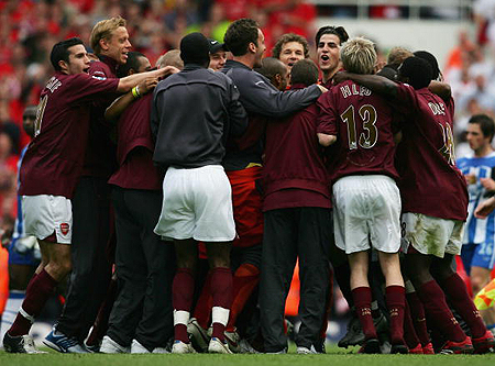 意甲真是欧洲球星的养老胜地。罗哥吃亏就吃亏在去的...