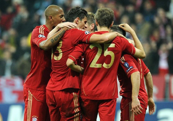 拜仁德甲13轮净胜球+40五大联赛第一，比第二名巴萨多了15球（德甲13轮过后，拜仁净胜球+40领跑五大联赛，领先巴萨15球）