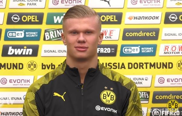 15岁道曼禁区内天秀回旋破门，青年欧冠阿森纳4-2逆转拜仁