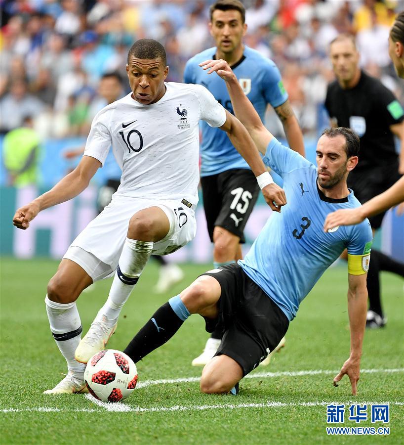 巴萨严打黄牛，追捕323起法兰克福球迷转售案件！