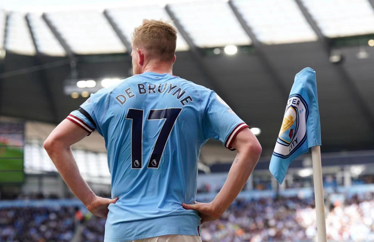 球队战术执行高效，连胜势头不减