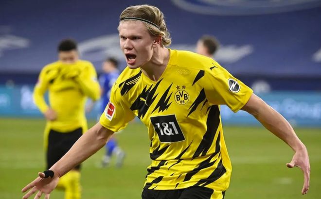 足球报：目前中国足协持证教练总数已突破11.4万